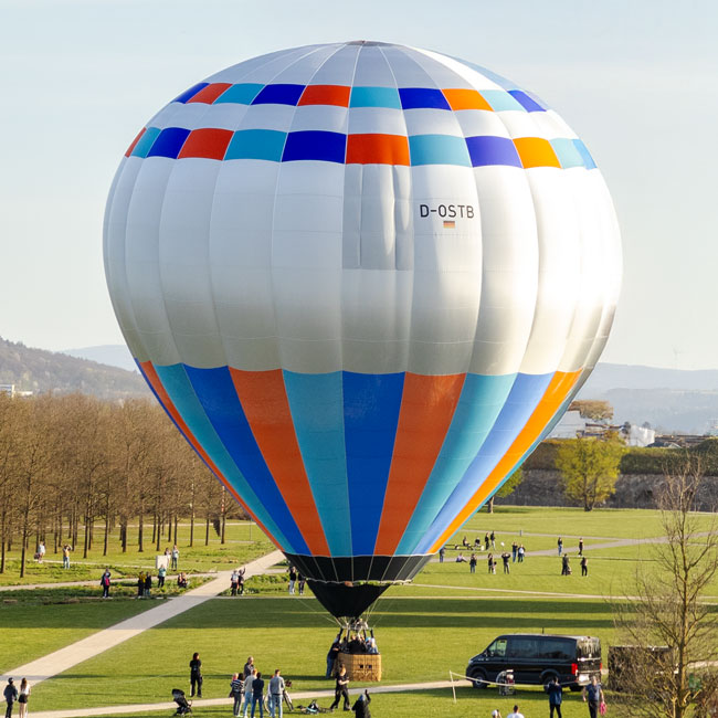 Skytours-Heissluftballon