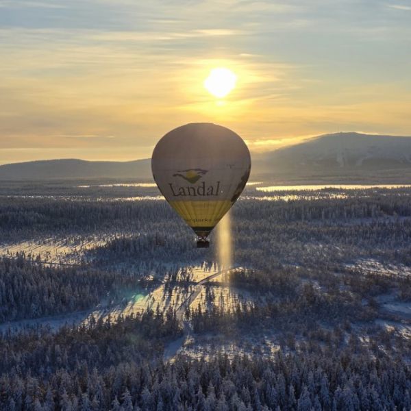 Ballonfahrt am Polarkreis